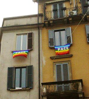 Bandiere della pace a Milano 2003.jpg